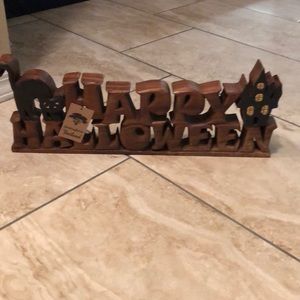 NWT wooden Happy Halloween decorations